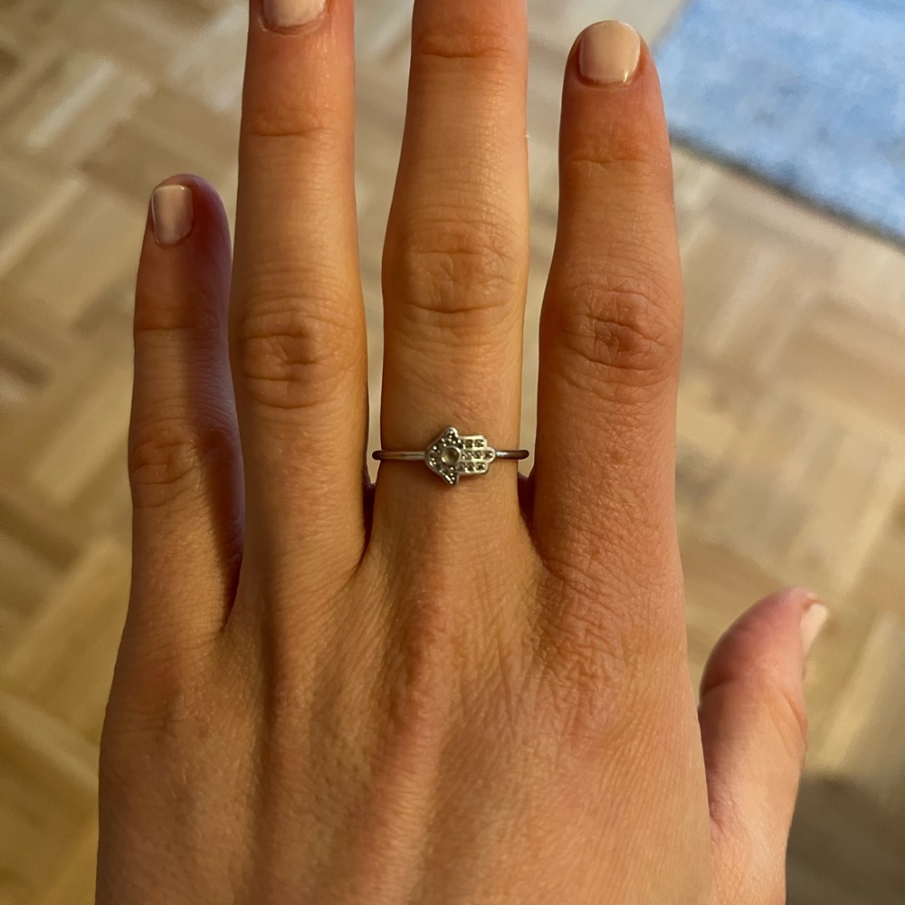 Elegant Hamsa Silver Ring